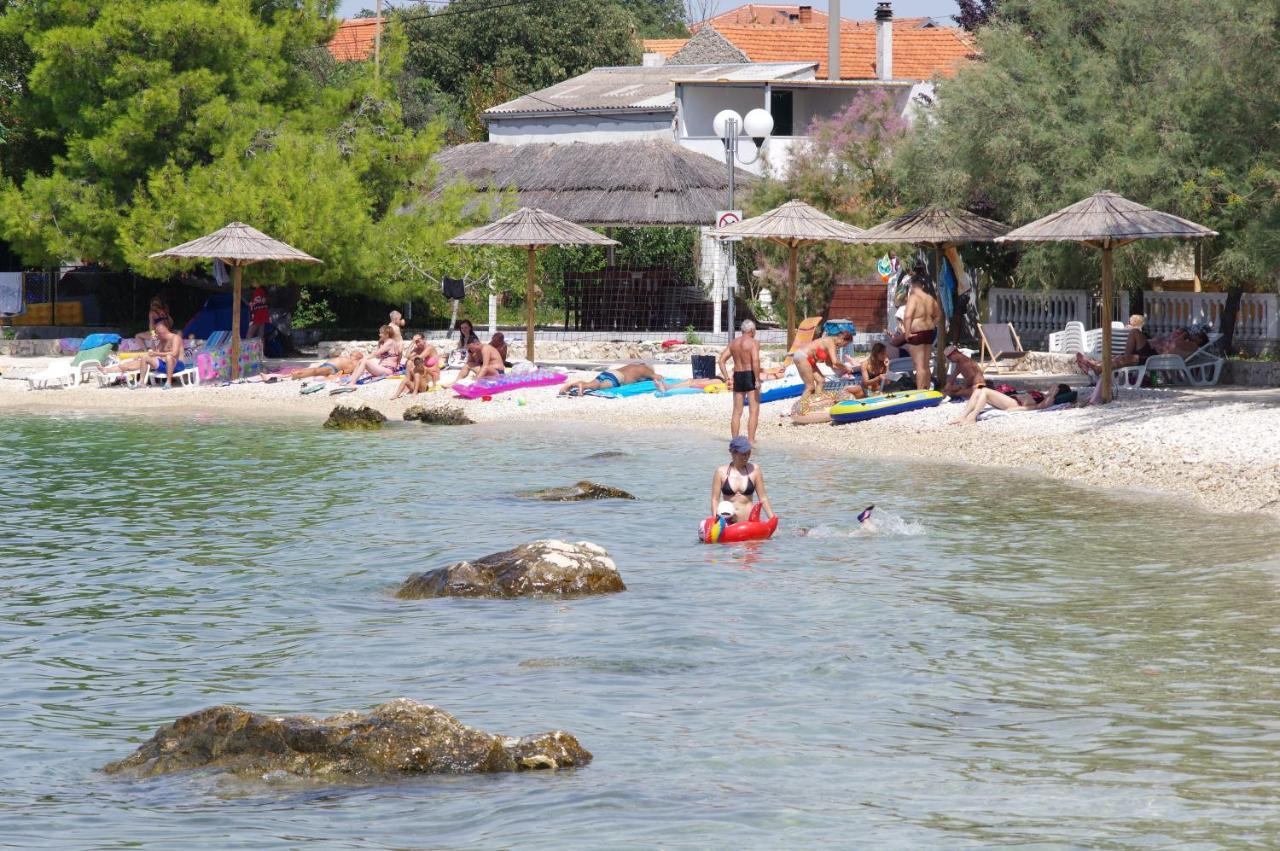 Apartmani L&R Bibinje Luaran gambar