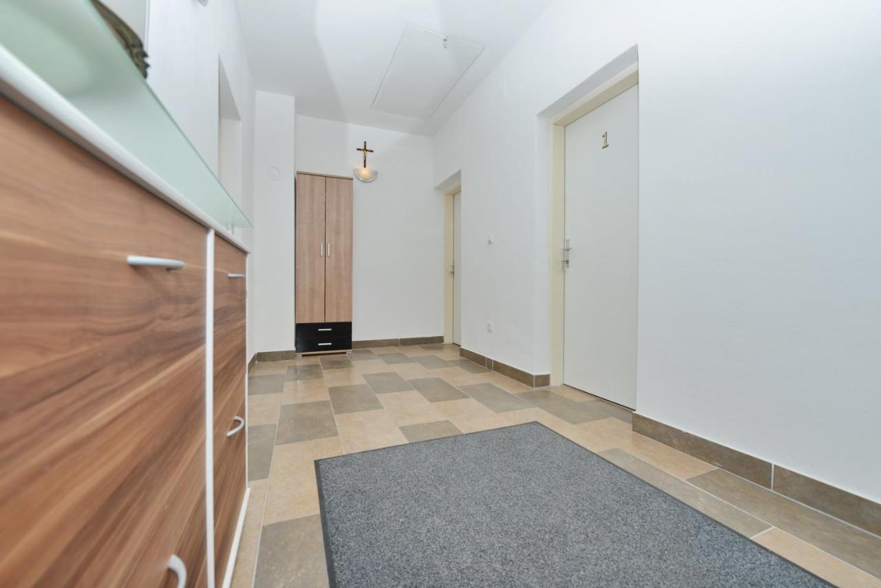 Apartmani L&R Bibinje Luaran gambar