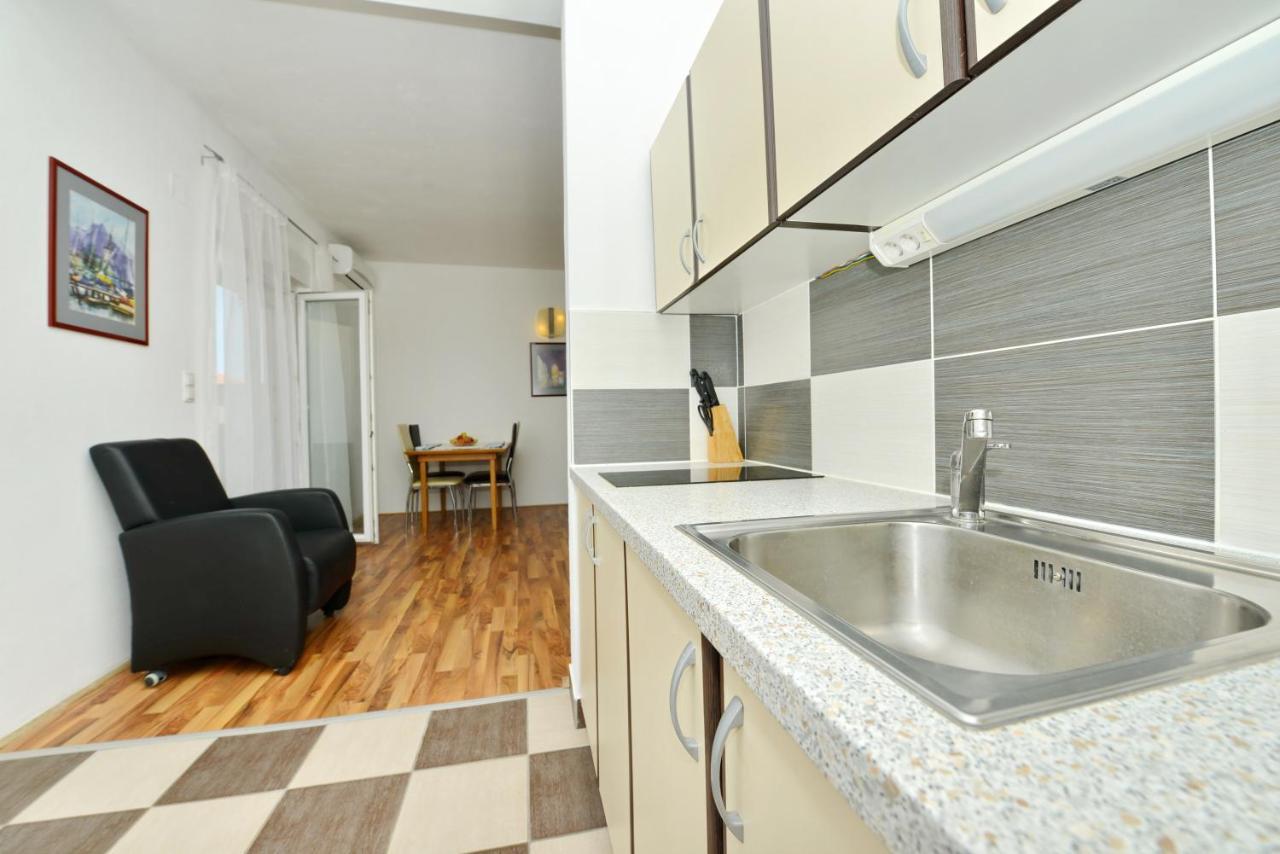 Apartmani L&R Bibinje Luaran gambar