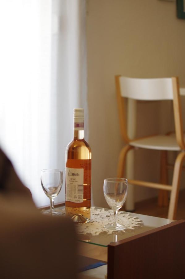 Apartmani L&R Bibinje Luaran gambar