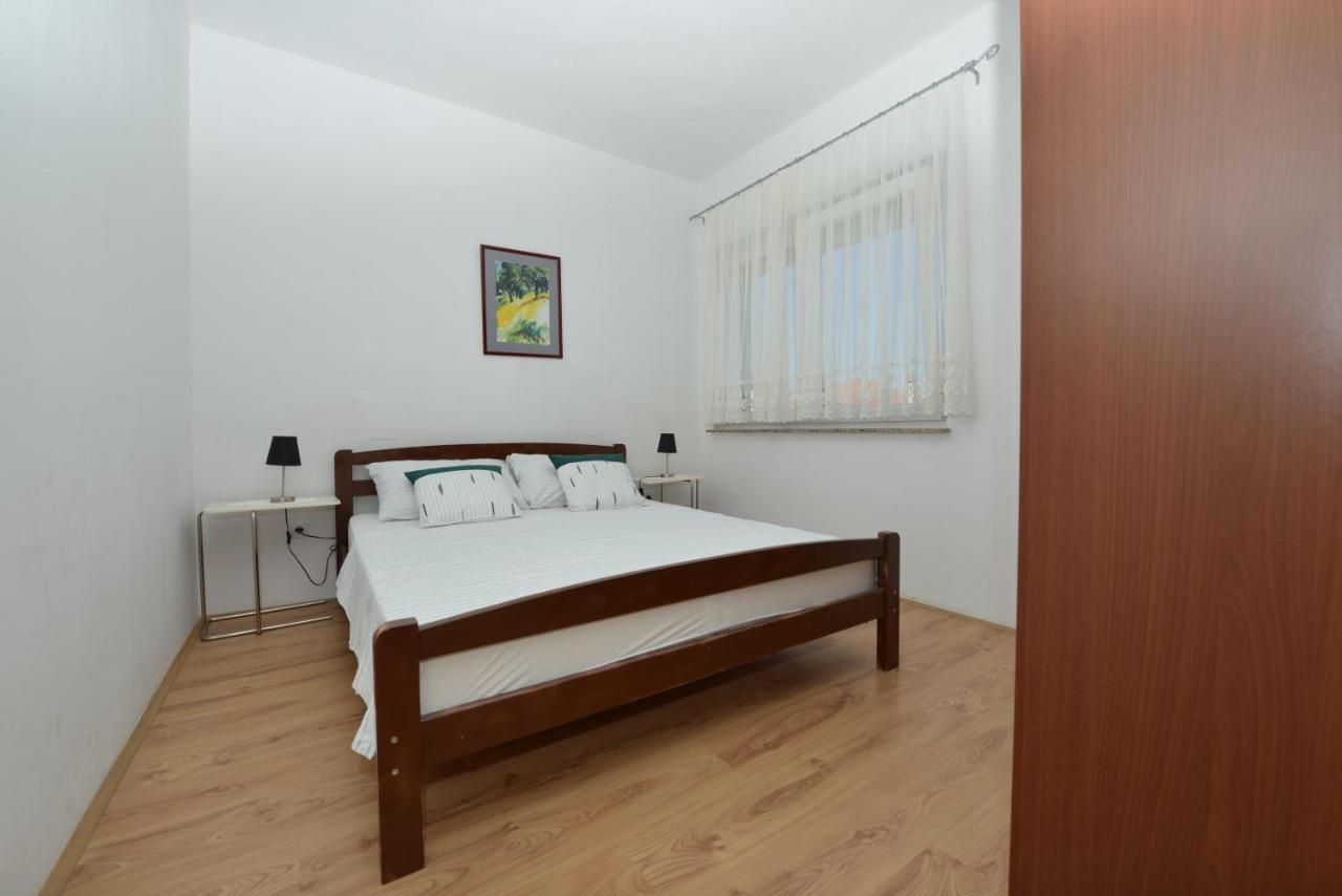 Apartmani L&R Bibinje Luaran gambar