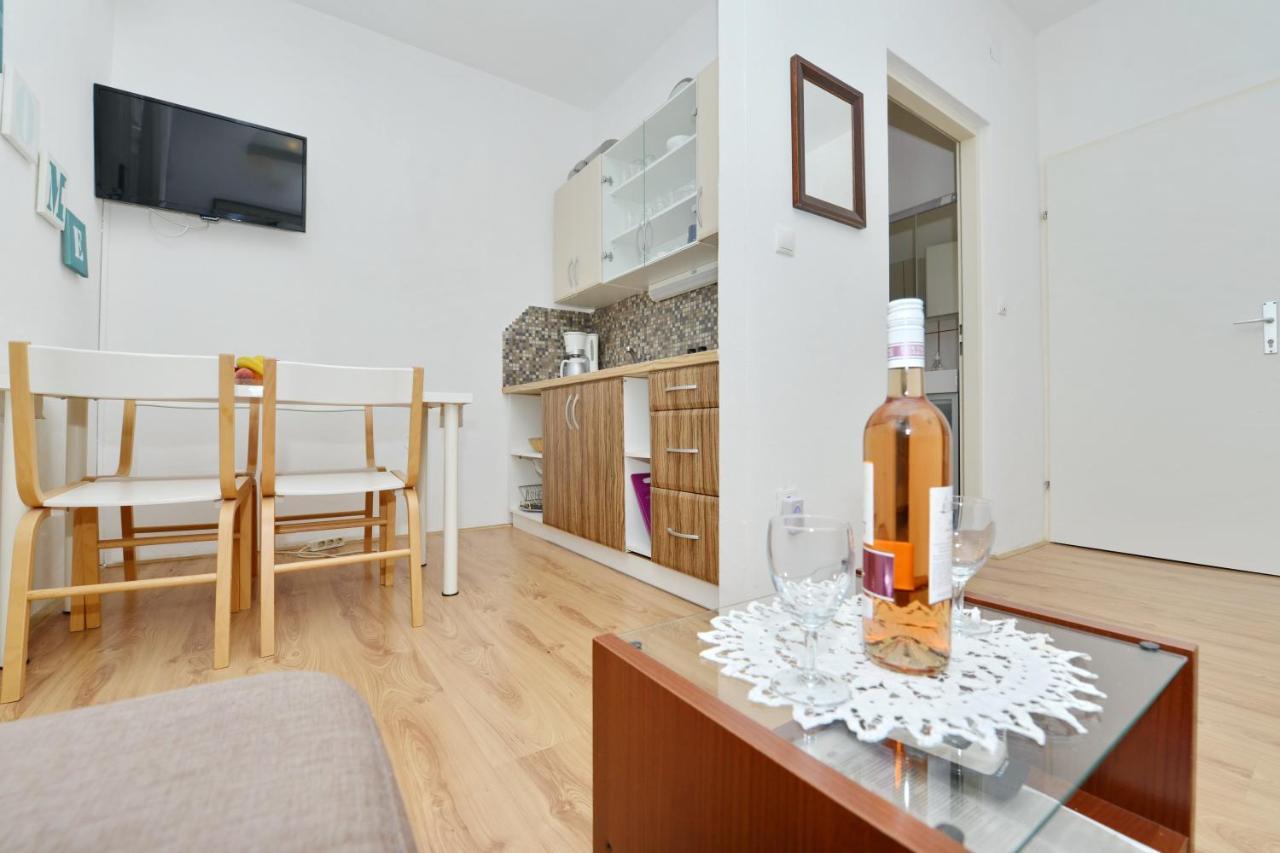Apartmani L&R Bibinje Luaran gambar