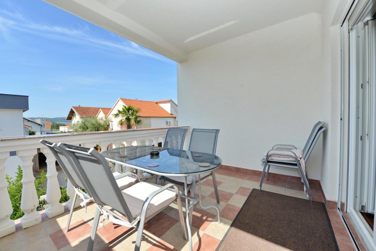 Apartmani L&R Bibinje Luaran gambar